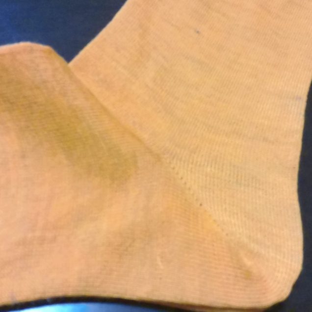 導電性くつ下、導電性靴下の進化した編み上げ部分